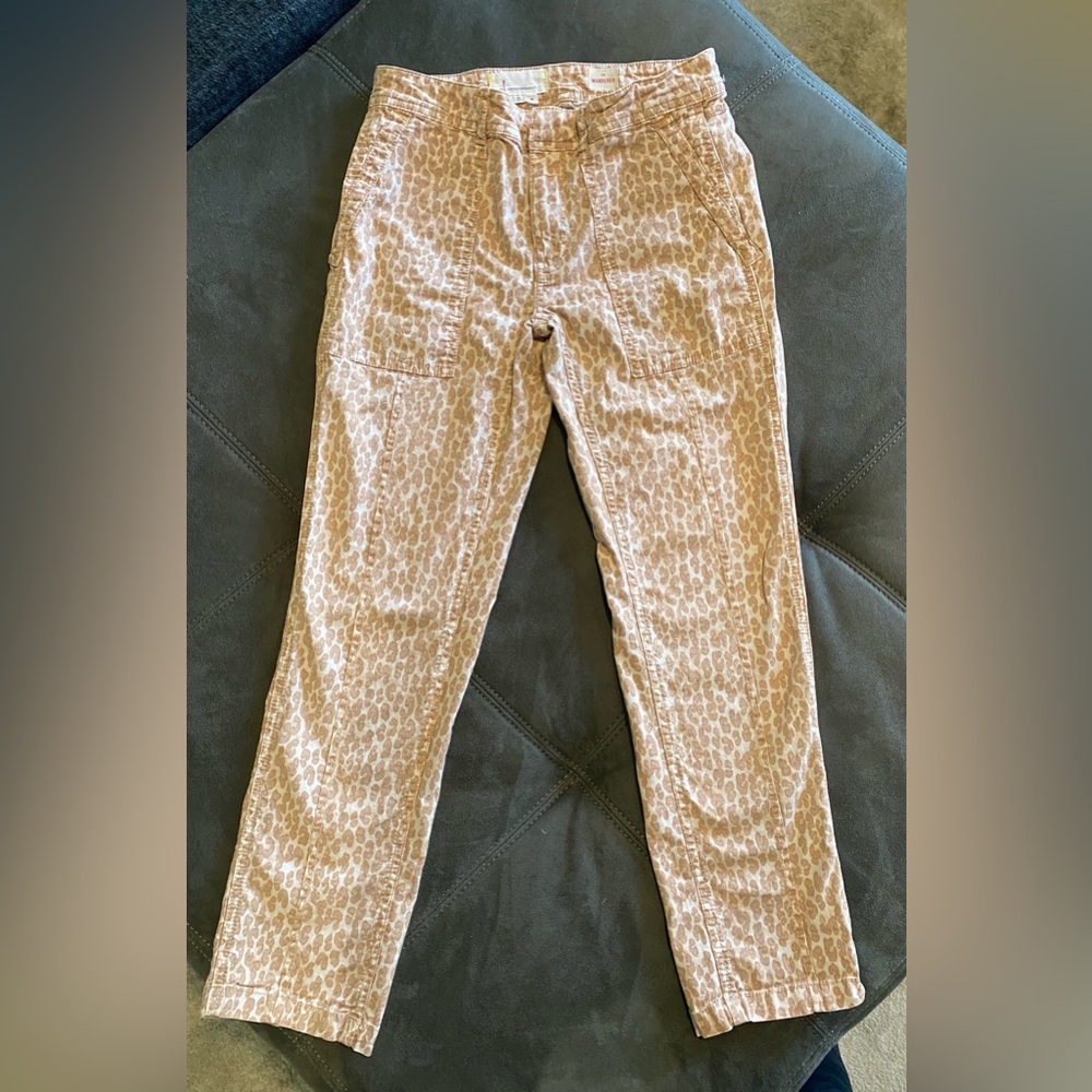 Anthropologie The Wanderer Cheetah Crop Pants in a tan animal print 26